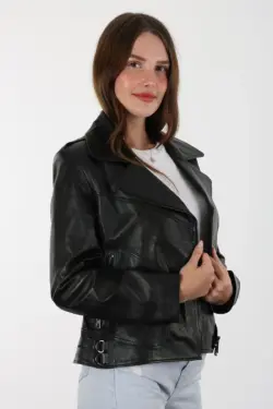 Cınar Kısa Siyah Kadın Hakiki Deri Ceket