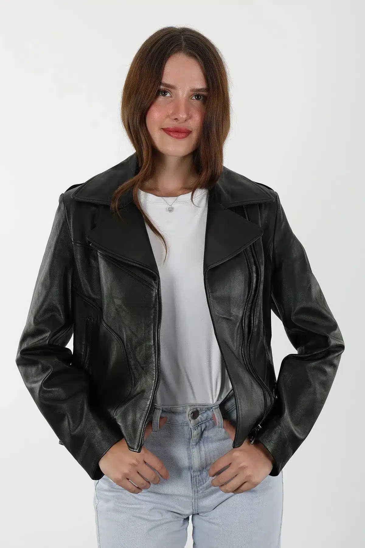 Cınar Kısa Siyah Kadın Hakiki Deri Ceket