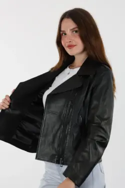 Cınar Kısa Siyah Kadın Hakiki Deri Ceket