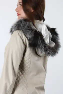 Druzy Kadın Bej Uzun Hakiki Deri Ceket