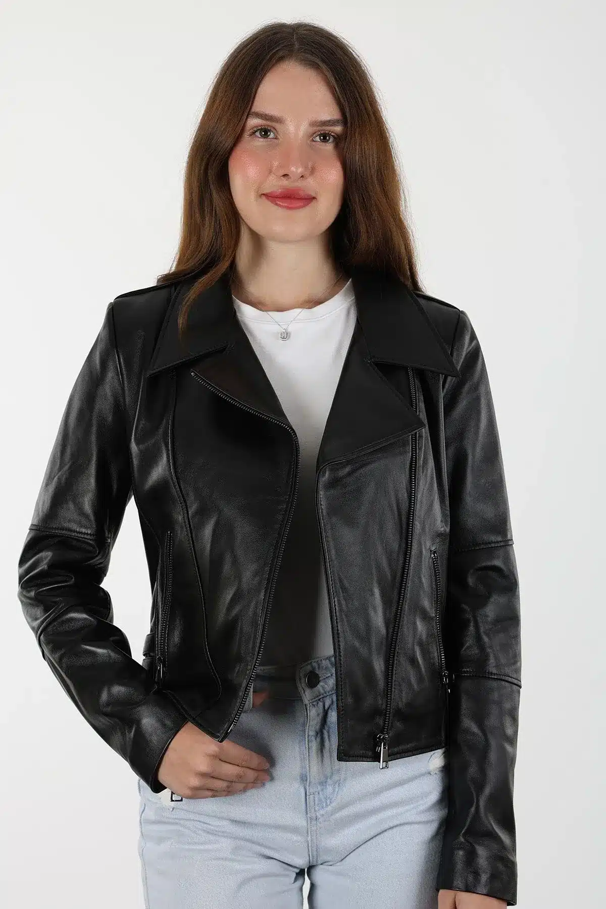 Safır Kısa Siyah Kadın Hakiki Deri Ceket